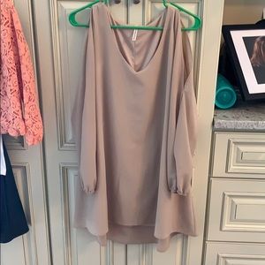 Boutique dress size m never worn